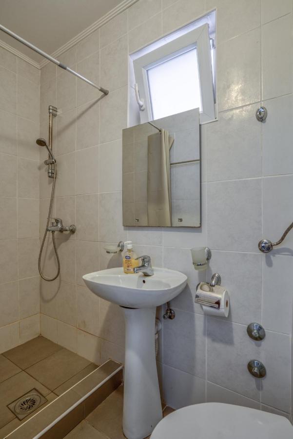 Apartmani Bronhi Sutomore Esterno foto