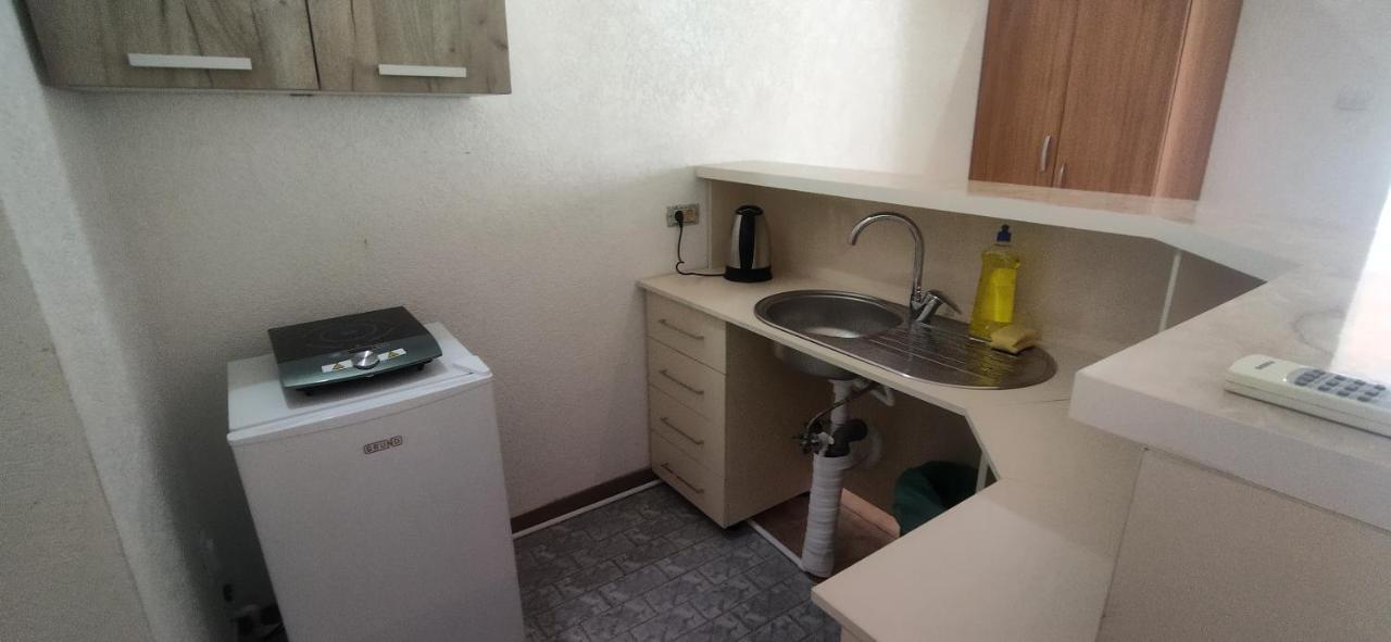 Apartmani Bronhi Sutomore Esterno foto