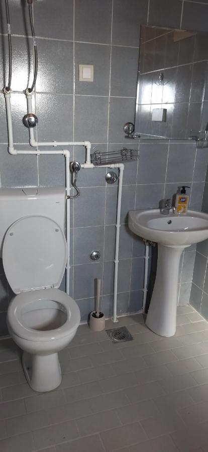 Apartmani Bronhi Sutomore Esterno foto