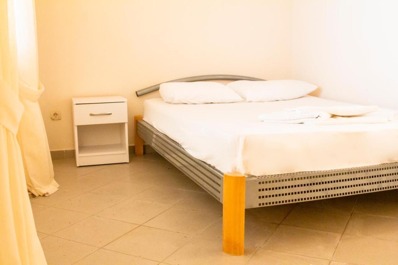 Apartmani Bronhi Sutomore Esterno foto