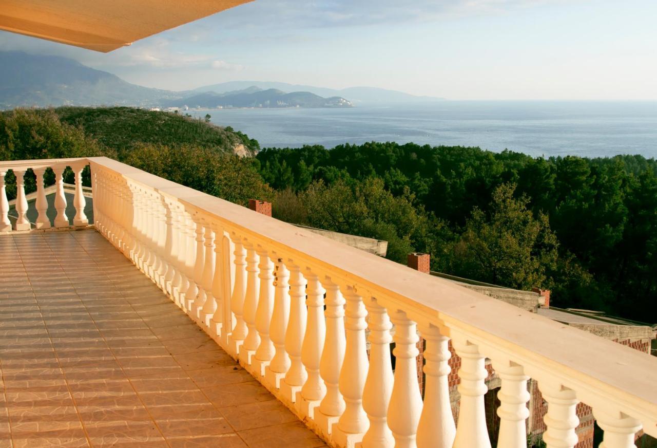 Apartmani Bronhi Sutomore Esterno foto
